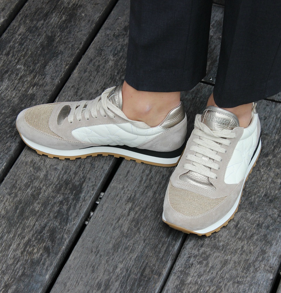 SneakersTahneeDetails