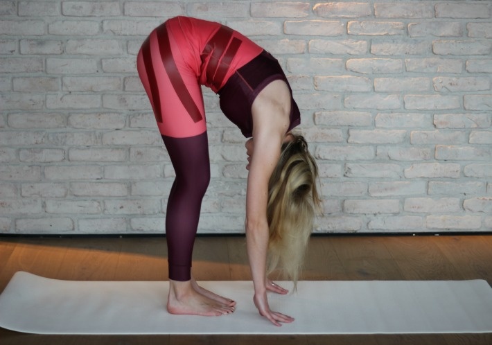 5 Yoga Übungen für eine entspannte Haltung
