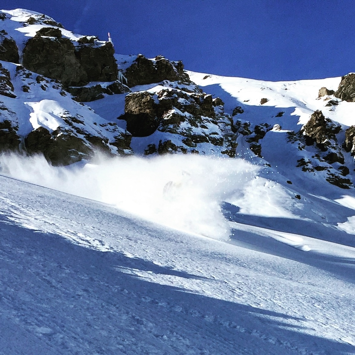 Felix Wiemers: Mit dem Snowmads Truck durch die Alpen