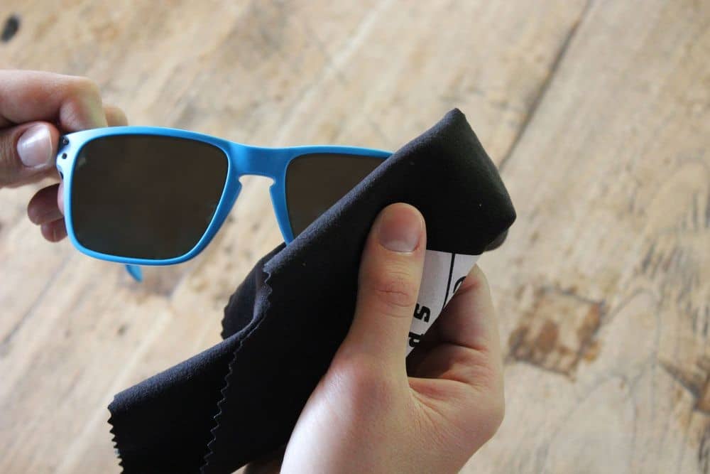 How to: Sonnenbrillen richtig reinigen