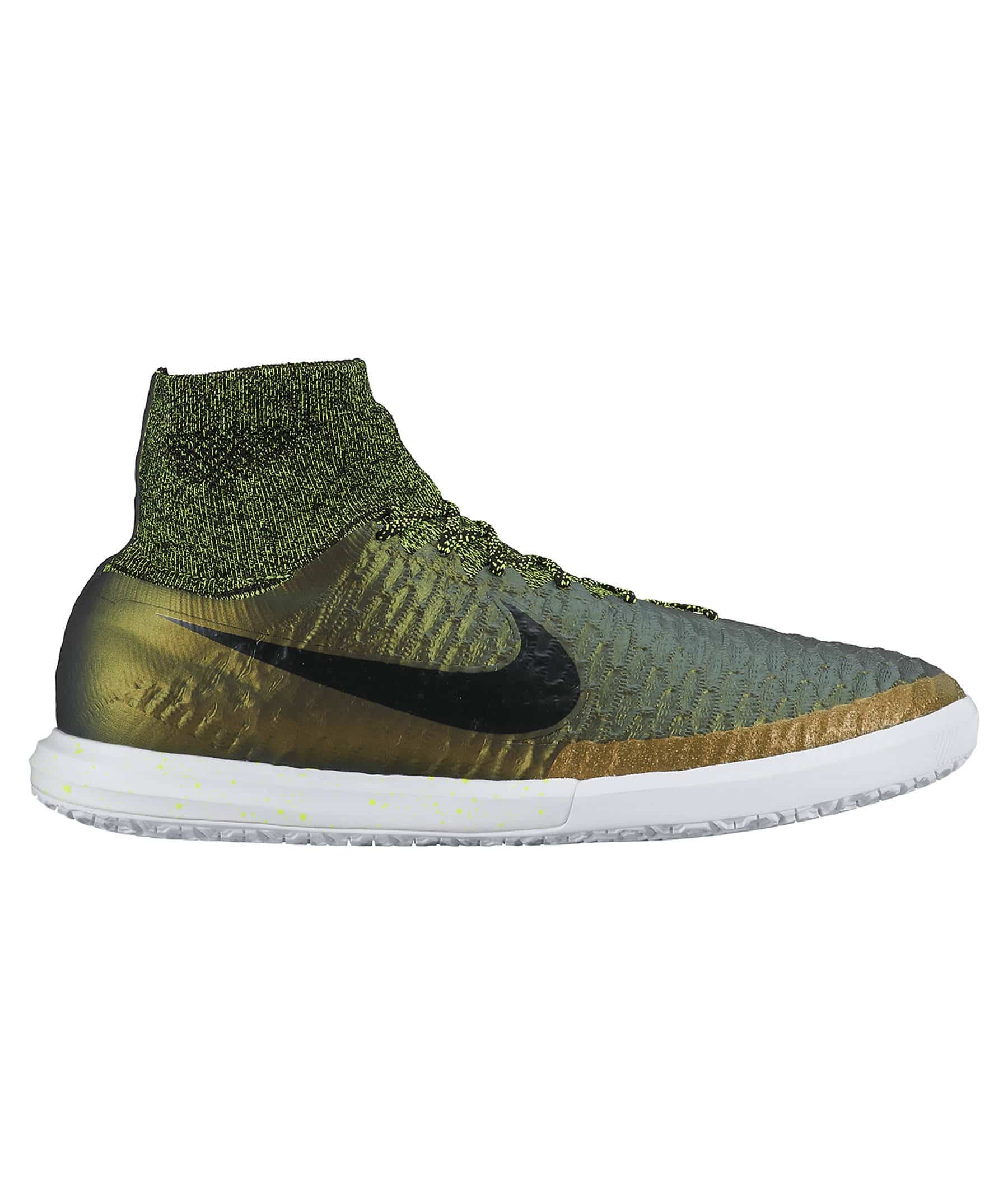 Nike Flare Pack